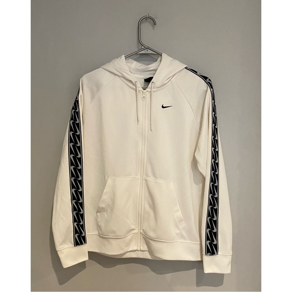 Women’s “Nike” track jacket